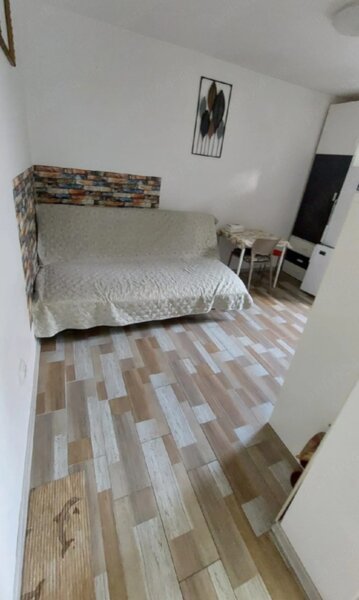 Titan, bd. 1 Decembrie 1918, renovata, ac