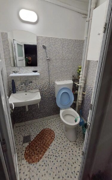 Titan, bd. 1 Decembrie 1918, renovata, ac